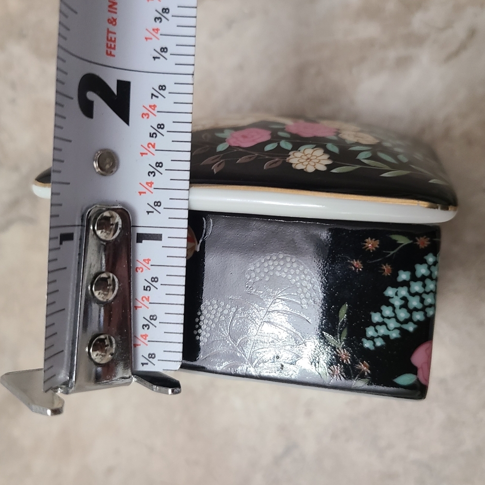 Vintage Floral Tabby Cat Porcelain Black Trinket Jewelry Box With Lid - Picture 8 of 8